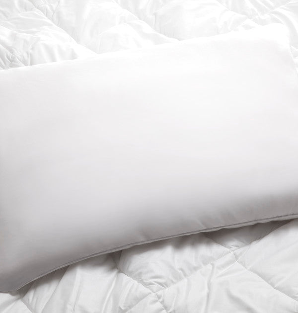 Kushionear Polyester Pillow