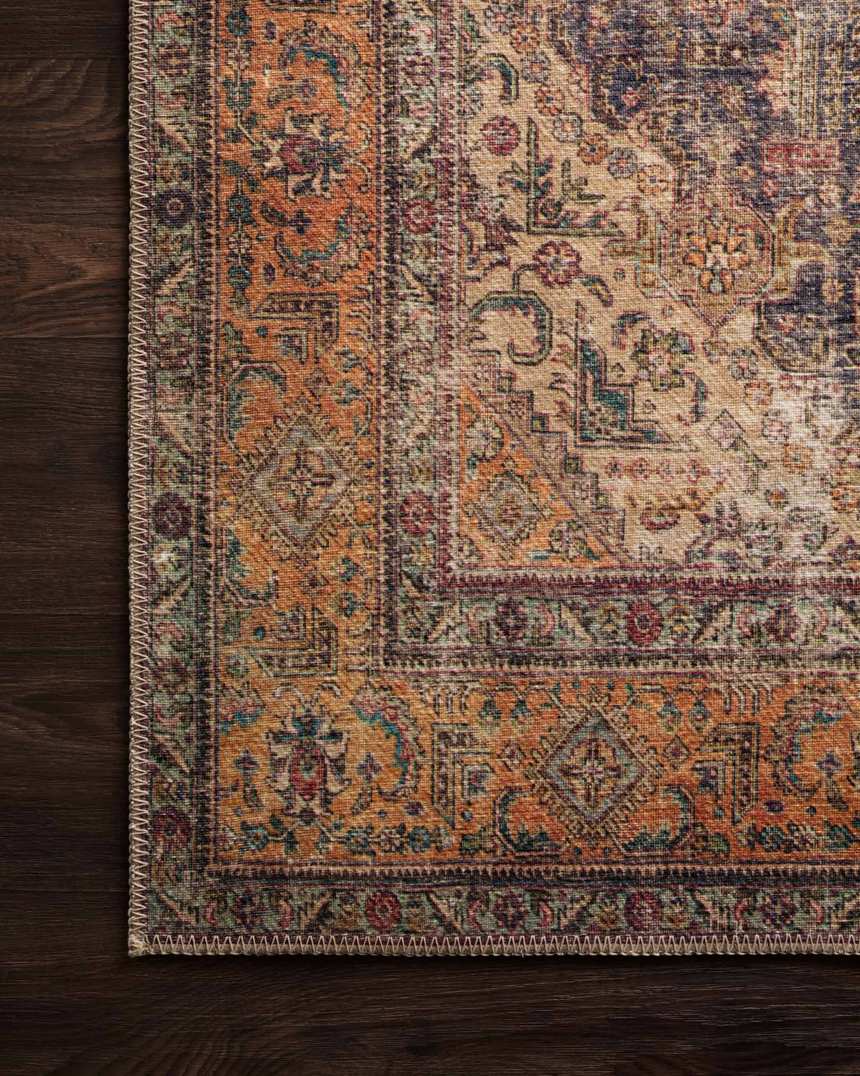 Loren Area Rug Plum / Multi