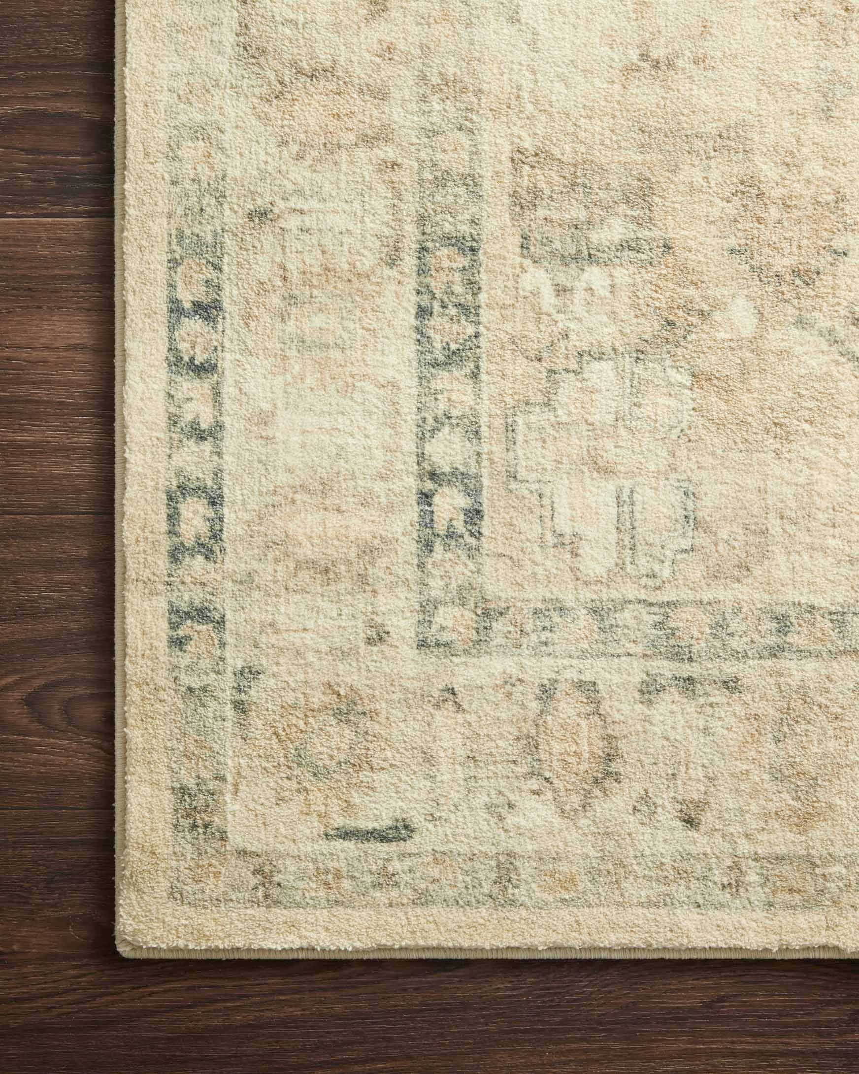 Rosette Area Rug Sand / Ivory